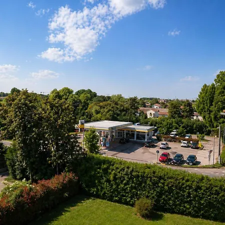 I Dogi Venice - Parking & Train To Venice In 2 Stops Apartment
